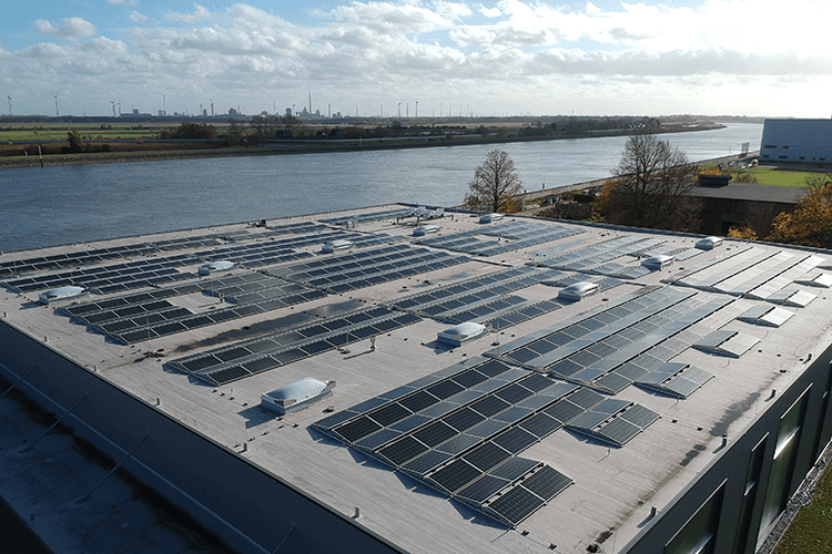 Luftbild der PV-Anlage bei procedes