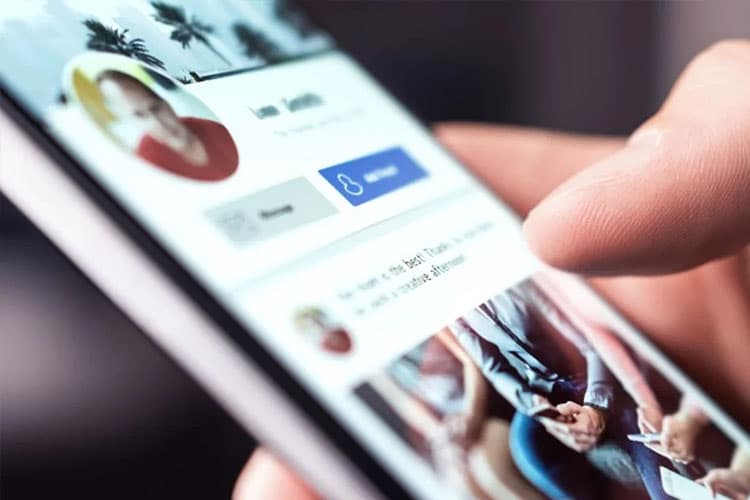 Ein Smartphone-Bildschirm mit Social-Media-Profil