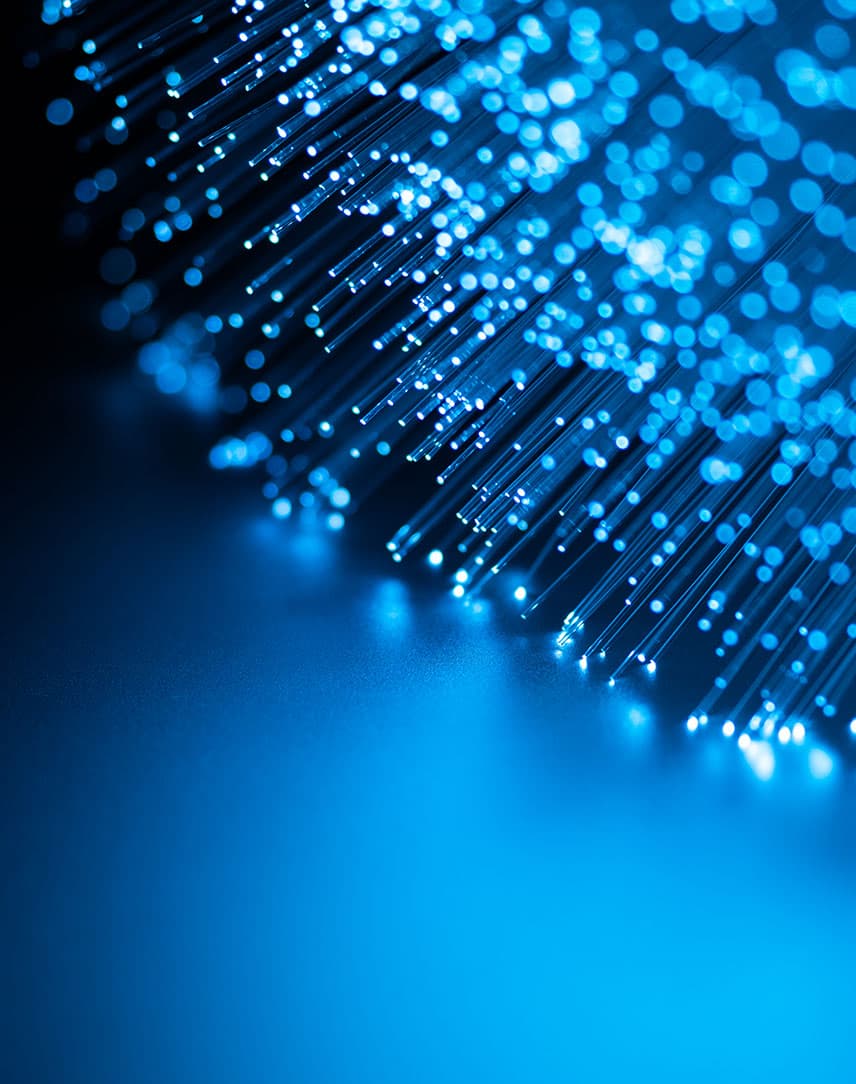 Blauleuchtende Glasfasern