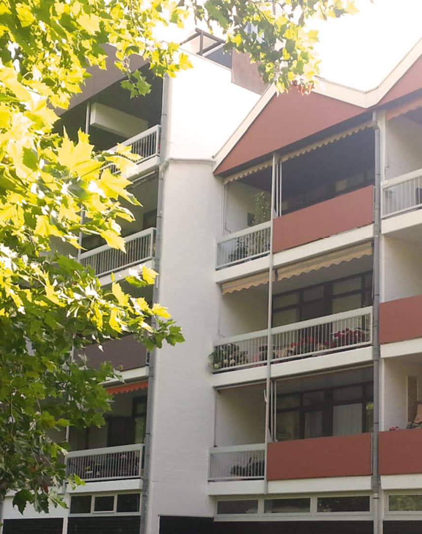 Außenansicht eines Mehrparteienhauses in Bad Zwischenahn