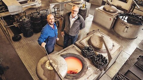 Wiechmann GF und Mitarbeiter der Firma Wiechmann bei der Arbeit