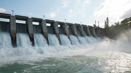 EWE business Direktvermarktung für Wasserkraft Ein Wasserkraftwerk